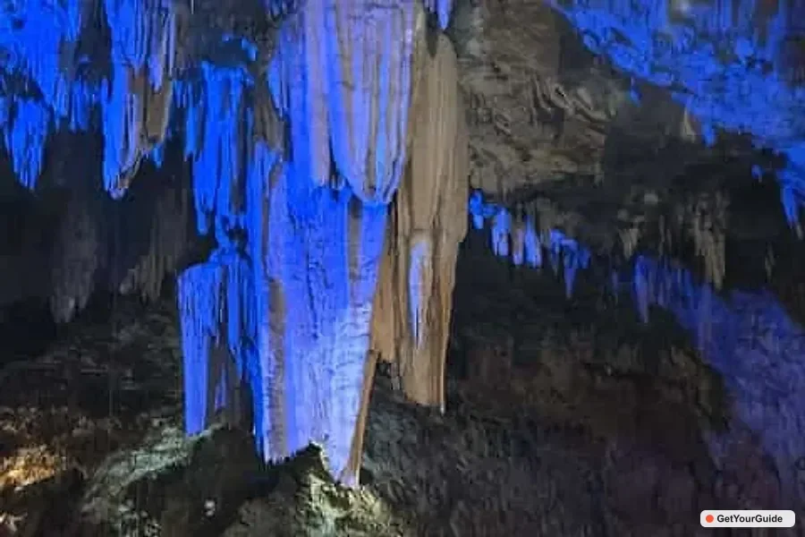 Pukaway Cave Private Tour with Picnic Lunch