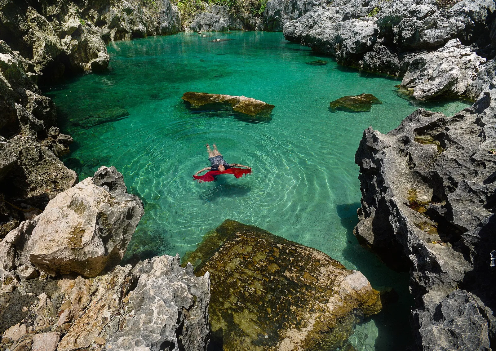 Gigantes Cabugao Gamay Island, Philippines
