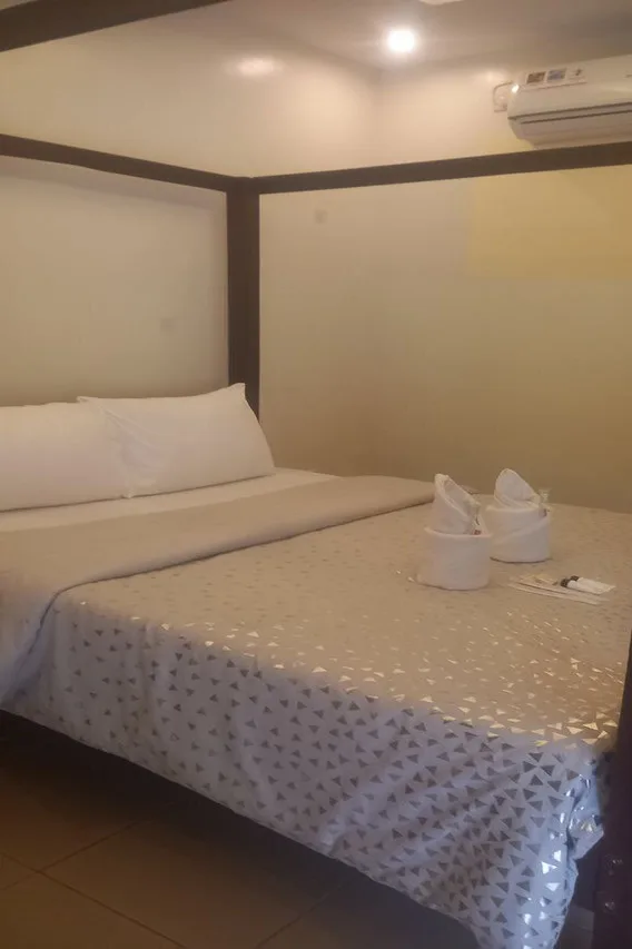Dolphin Bay Resort Puerto Galera photo 4