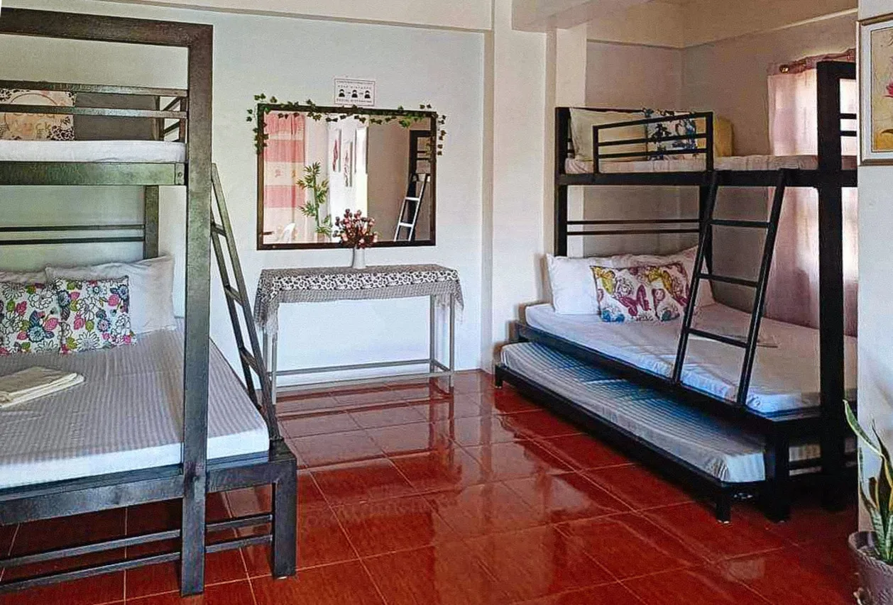 RedDoorz @ Mary Land Transient Alaminos Pangasinan photo 4