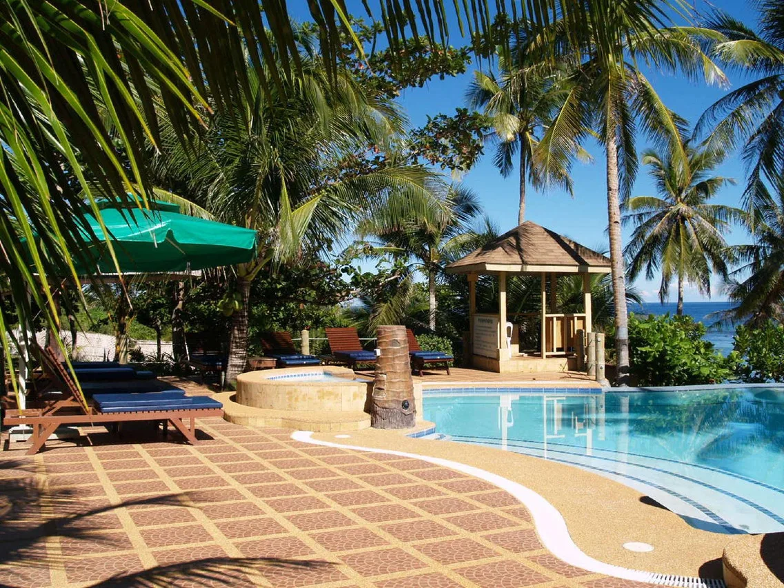 Anda White Beach Resort photo 3