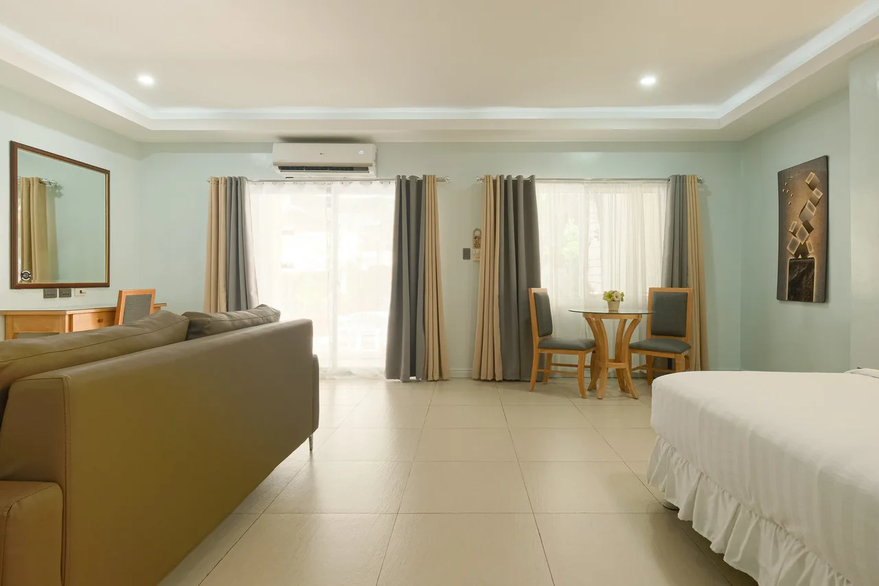 Orchid Inn photo 3