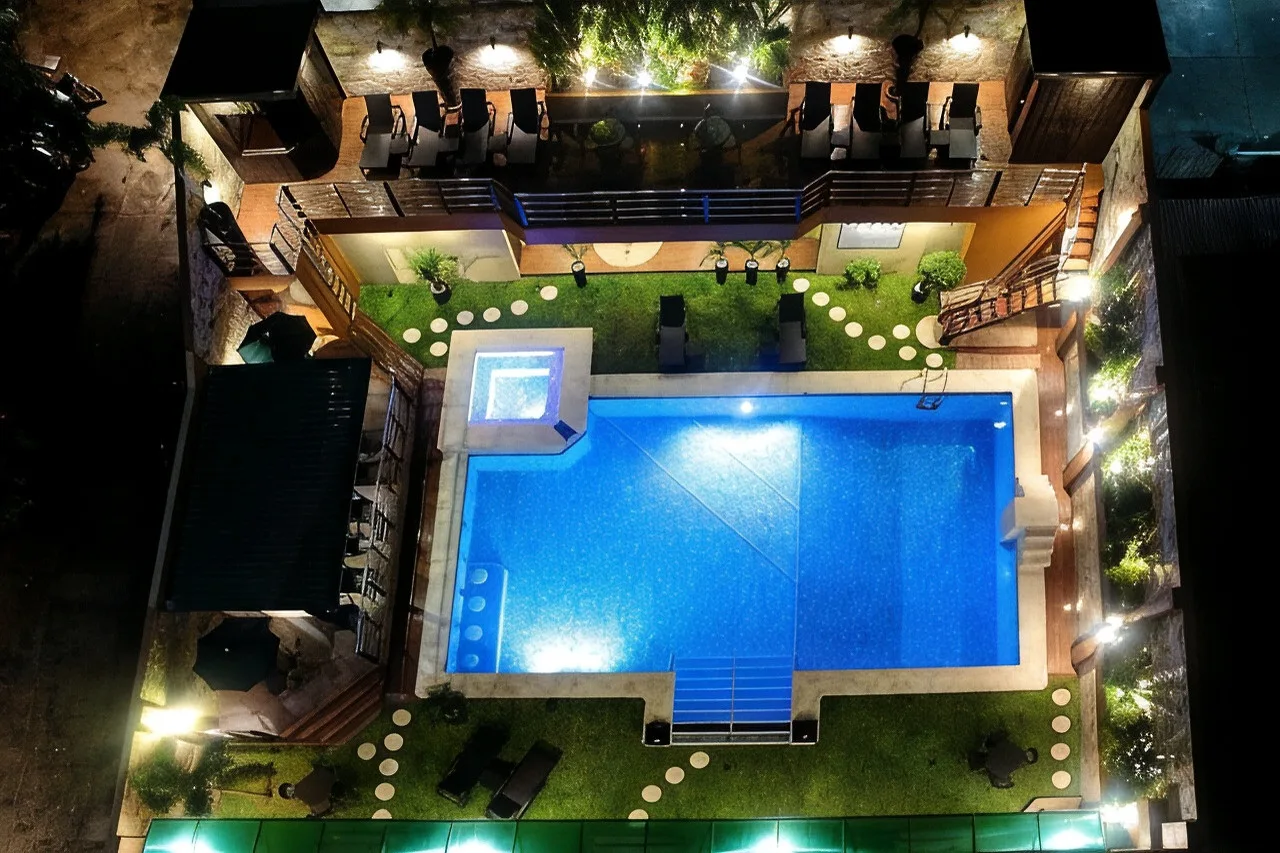 Queens Hotel Angeles City photo 4