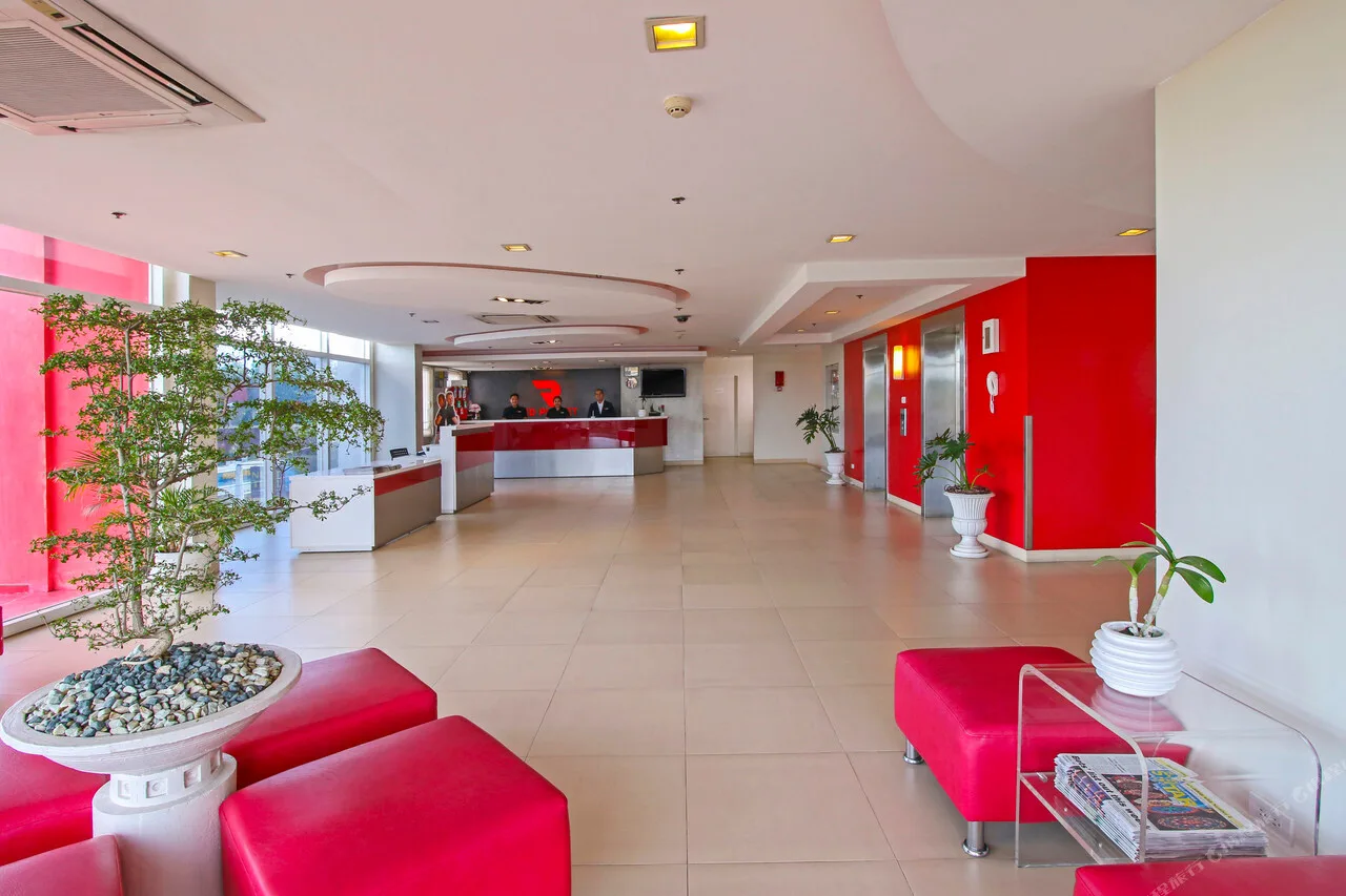 Red Planet Clark Angeles City photo 2