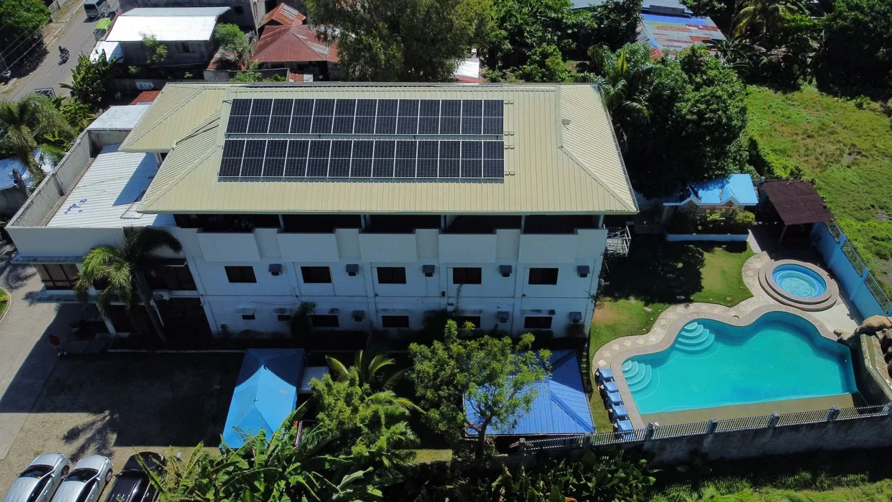 Argao Seabreeze Hotel Powered by Cocotel photo 3