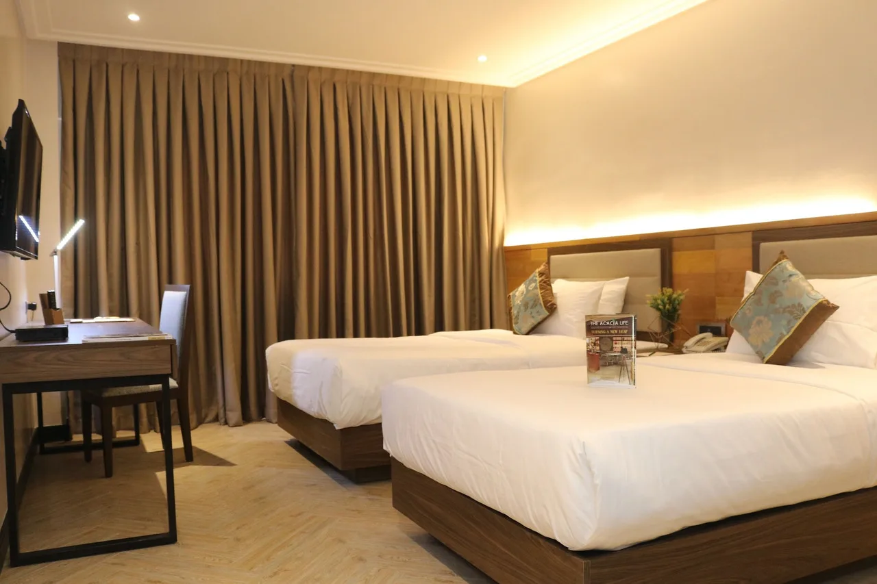 Acacia Hotel Bacolod photo 3
