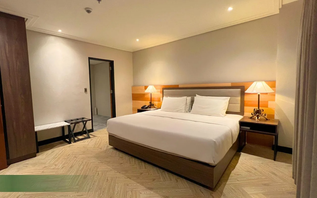 Acacia Hotel Bacolod photo 4