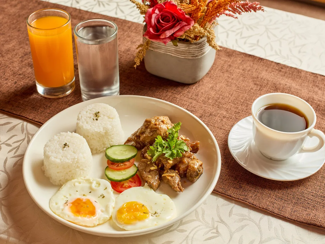 Go Hotels Plus Bacolod - Newly Renovated photo 2