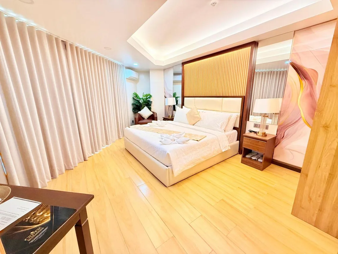 Chateau de Maisons Suites photo 4