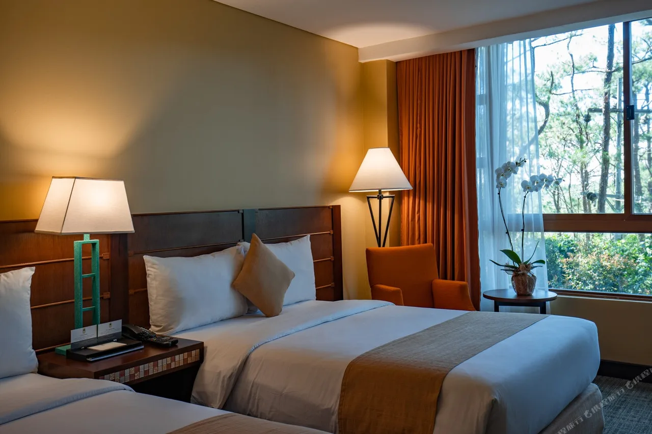 John Hay Hotels Forest Wing photo 3