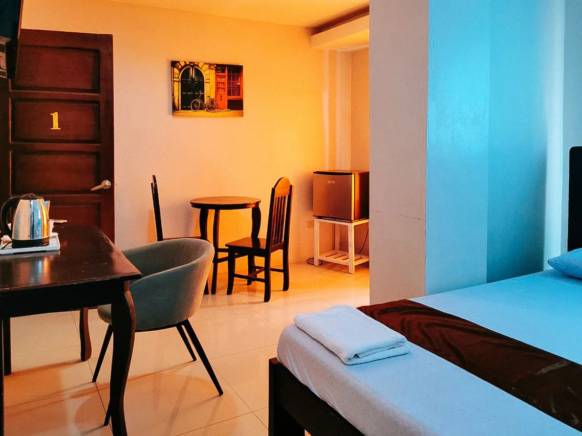 RedDoorz Segra Square Pension House photo 2