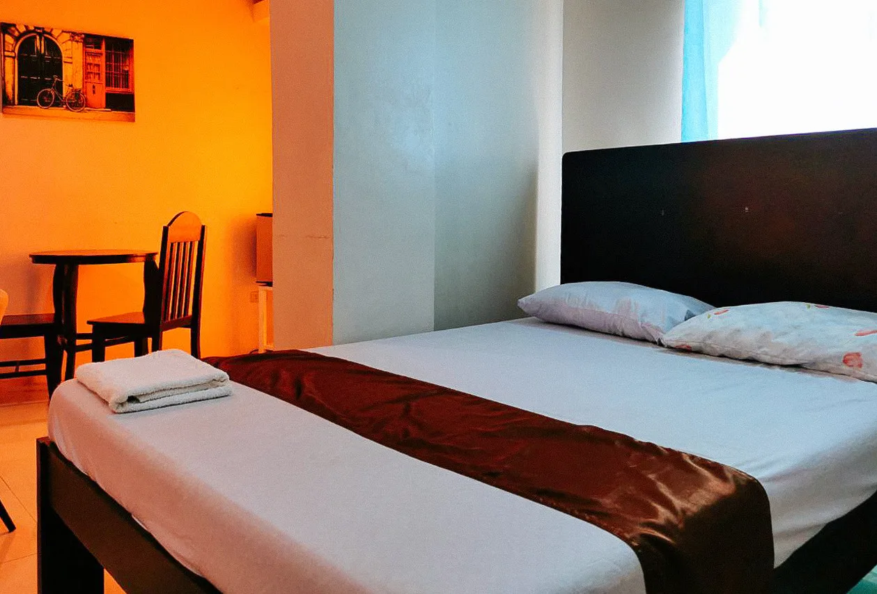 RedDoorz Segra Square Pension House photo 4