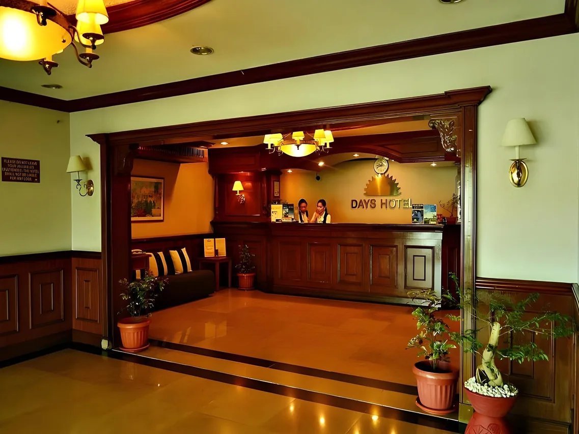 Real Family Hotel photo 4