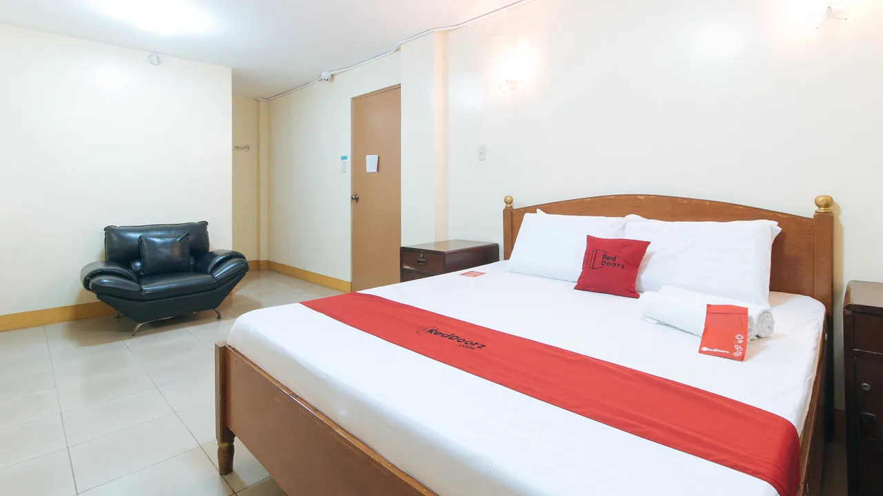 RedDoorz @ Golden Park Inn La Union photo 3