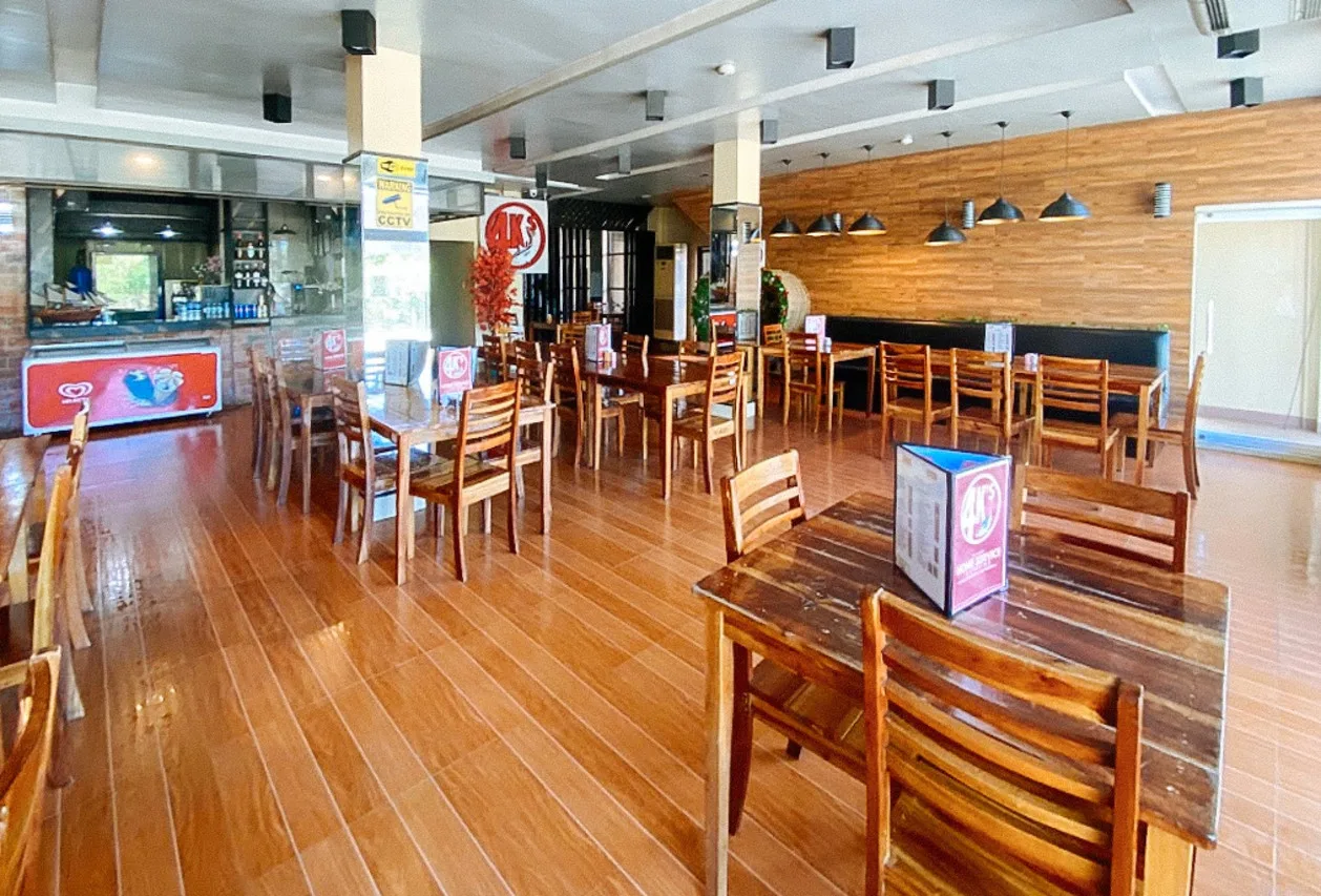 RedDoorz @ 4ks Pension House Bogo City Cebu photo 4