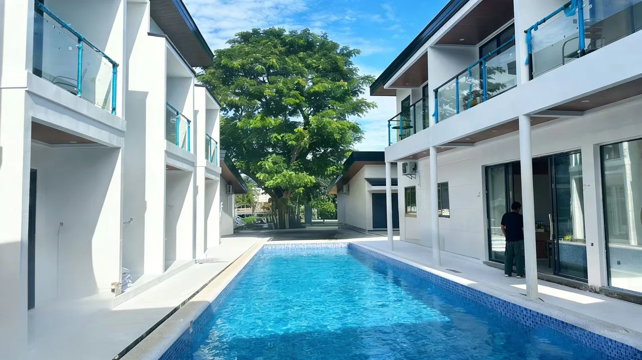 Bohol Diver's home resort