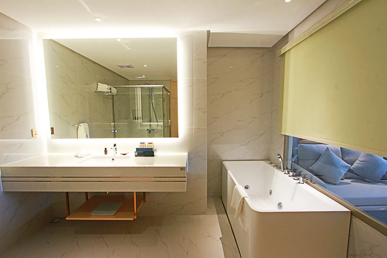 Luxu Hotel and Resort photo 4