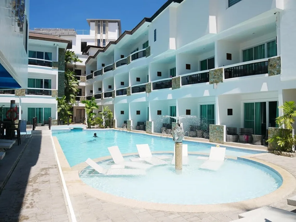 Boracay Ocean Club Beach Resort photo 4