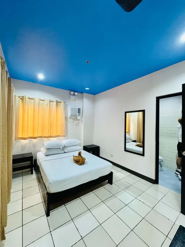 Boracay Travelodge Beach Resort photo 2