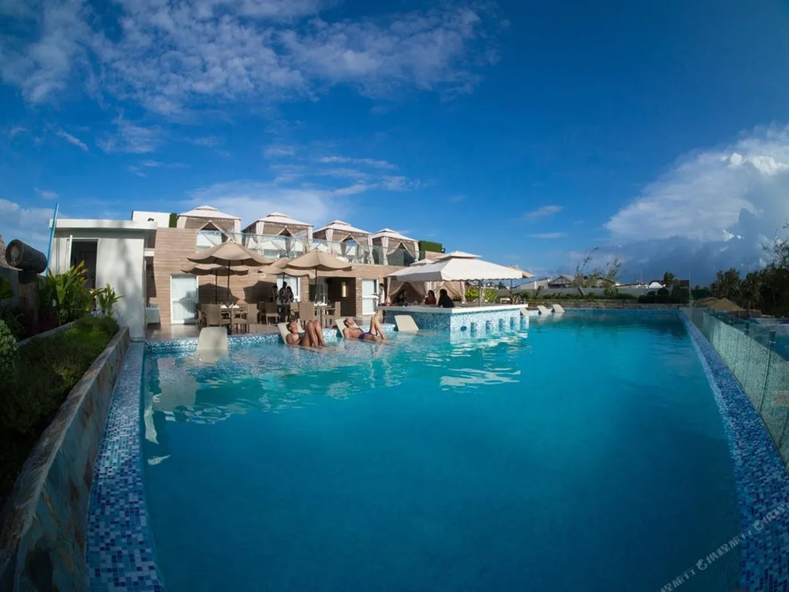 Boracay Uptown photo 2