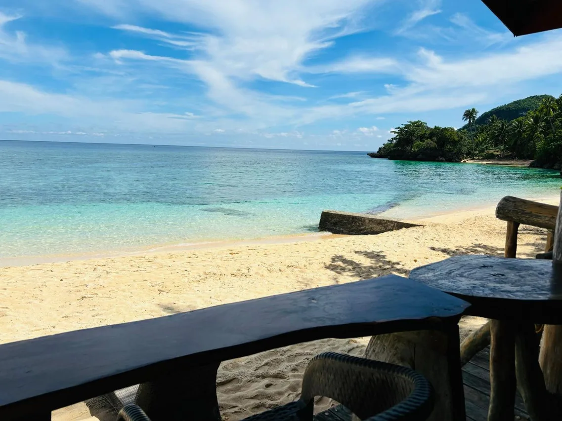White Beach Front and Cottages