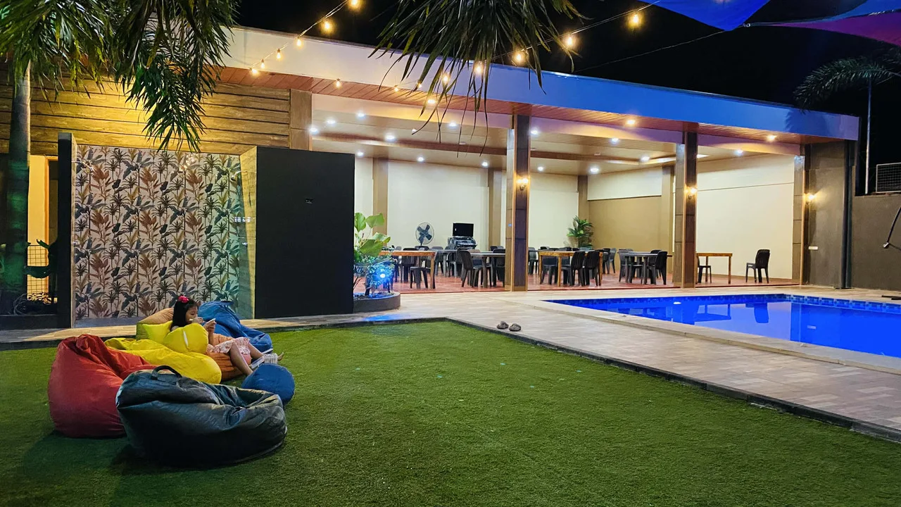 Momshie's Apartelle and Restaurant photo 2