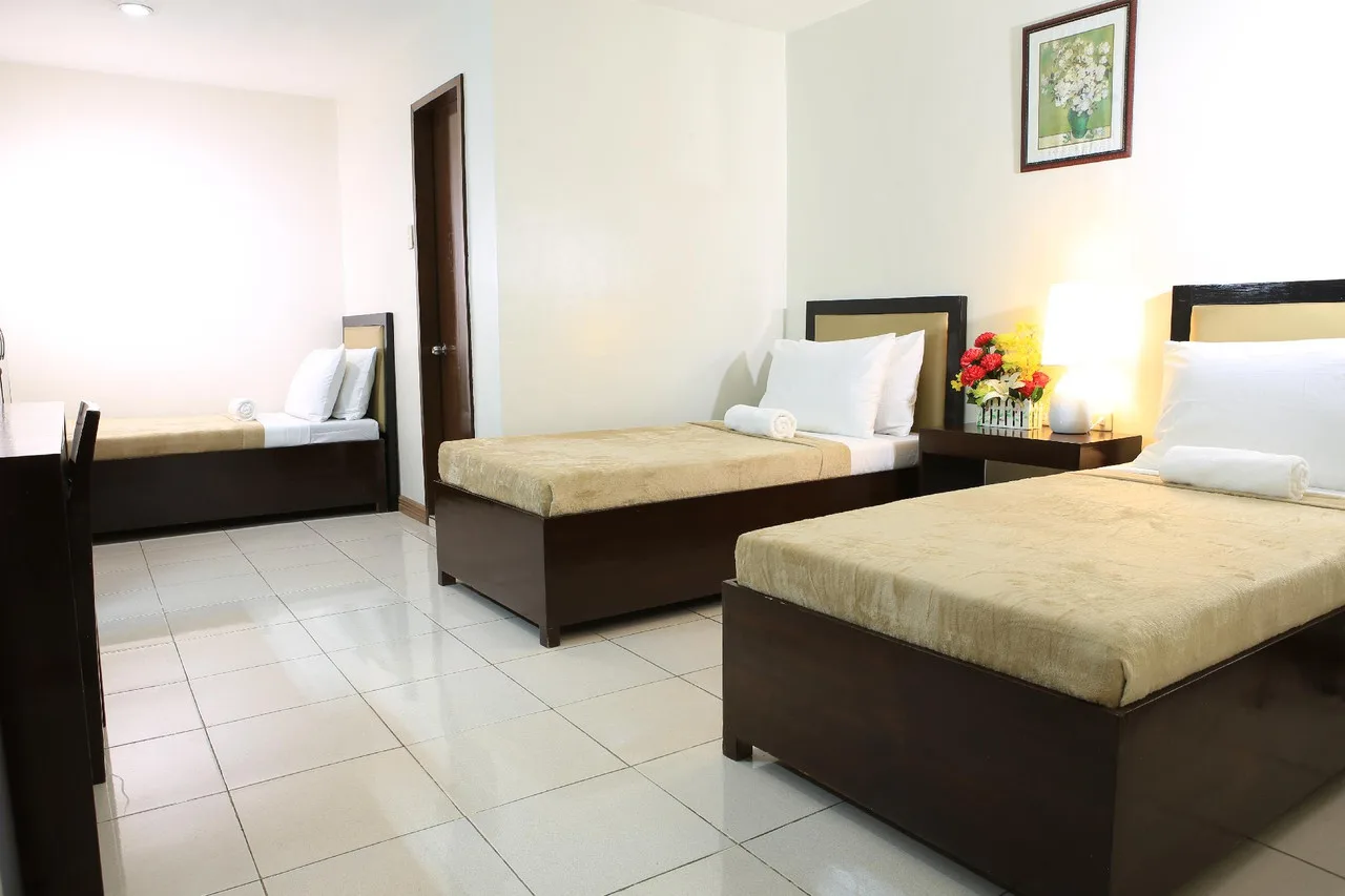 Leope Hotel Cagayan photo 4