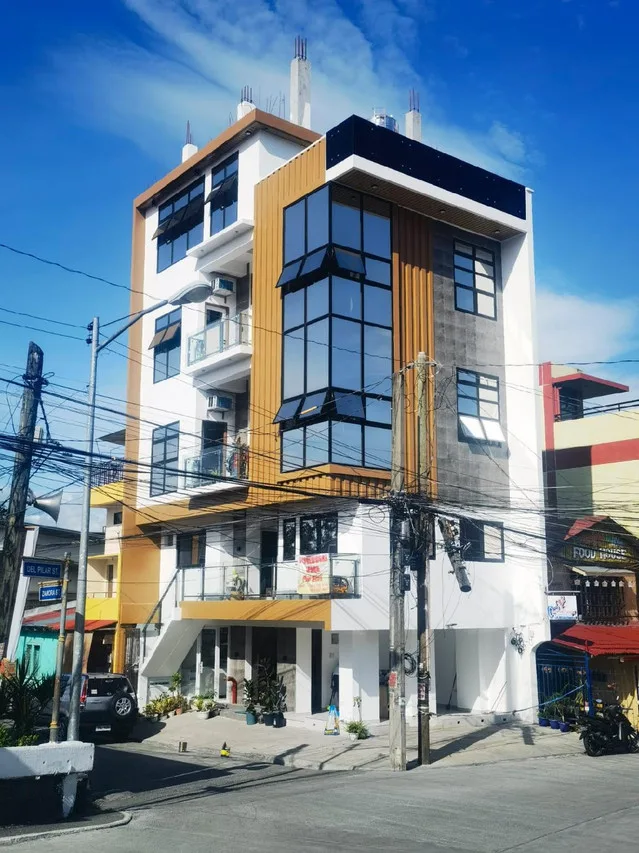 Burj Calapan photo 2