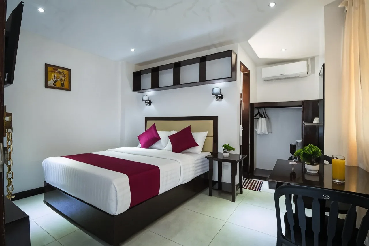 Diamond Hotel and Resto photo 2
