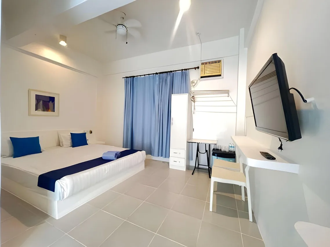 Coron Bluewave Hotel photo 3