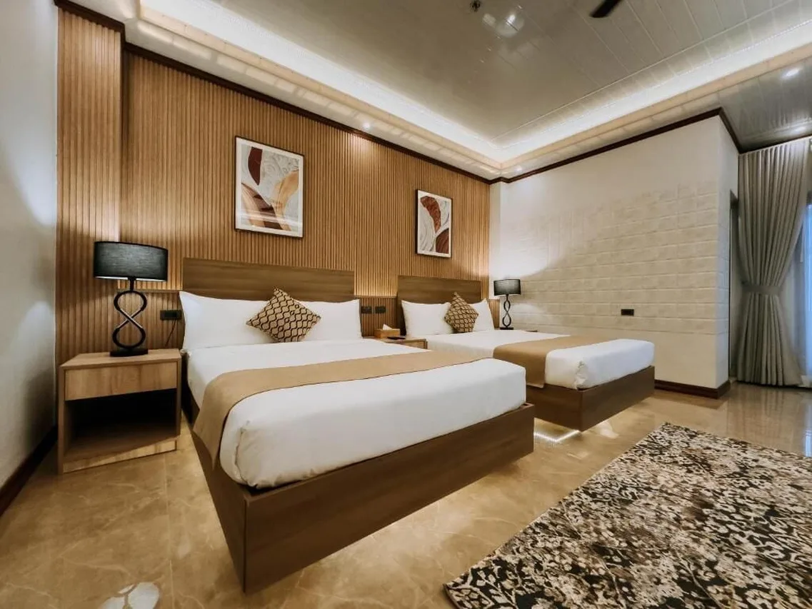 Rosepine Hotel