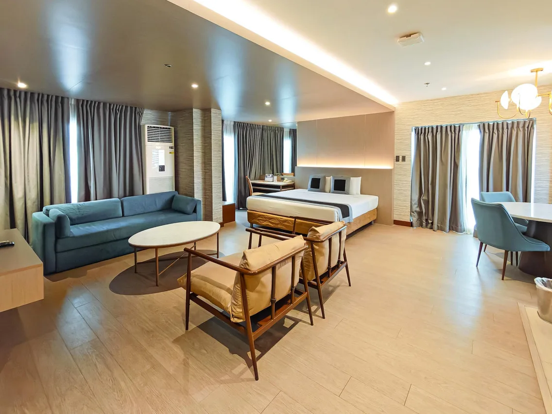 City Garden Suites