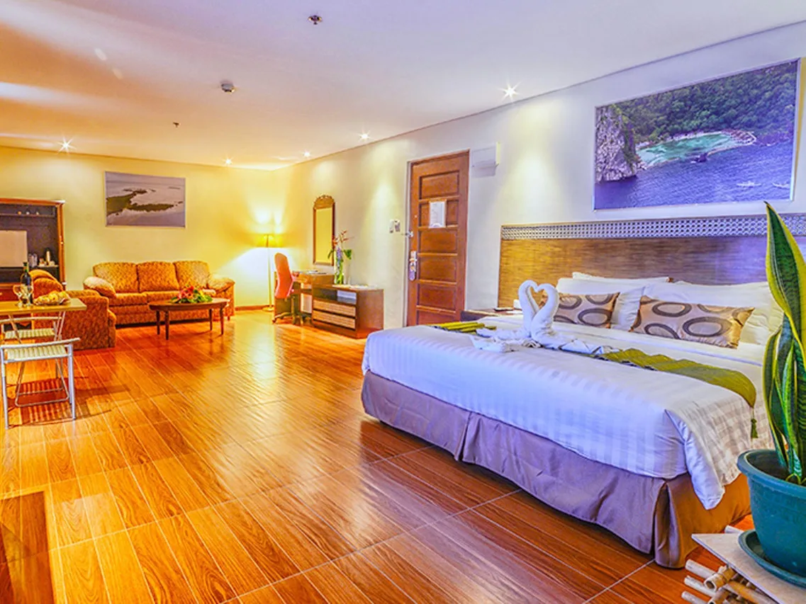 Fersal Hotel - Puerto Princesa photo 3