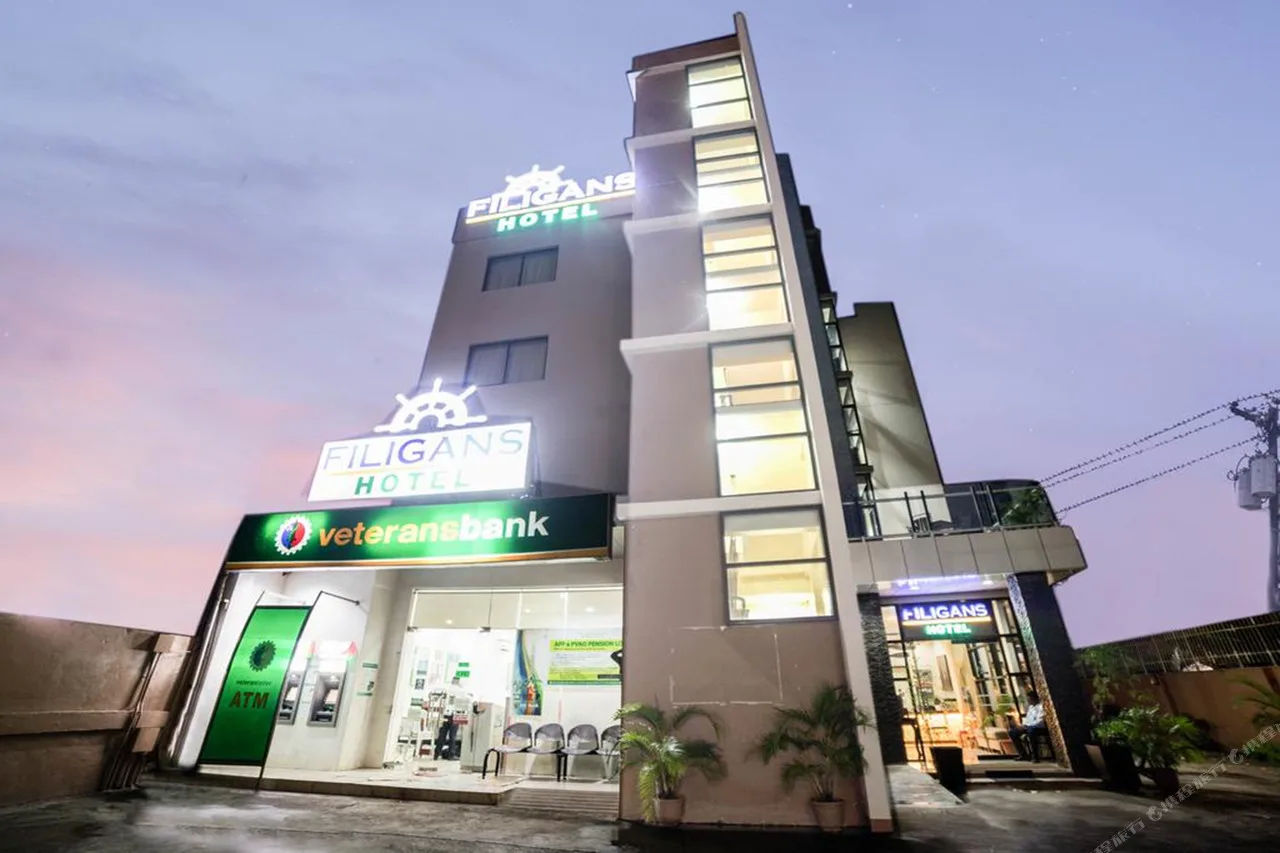 RedDoorz Plus near Rizal Junction photo 2