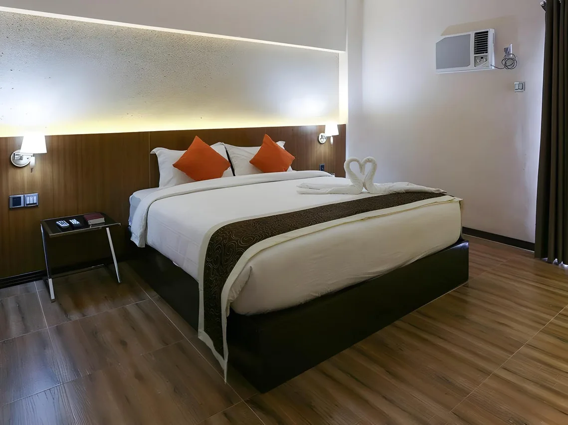 Isabela Zen Hotel & Restaurant Corporation