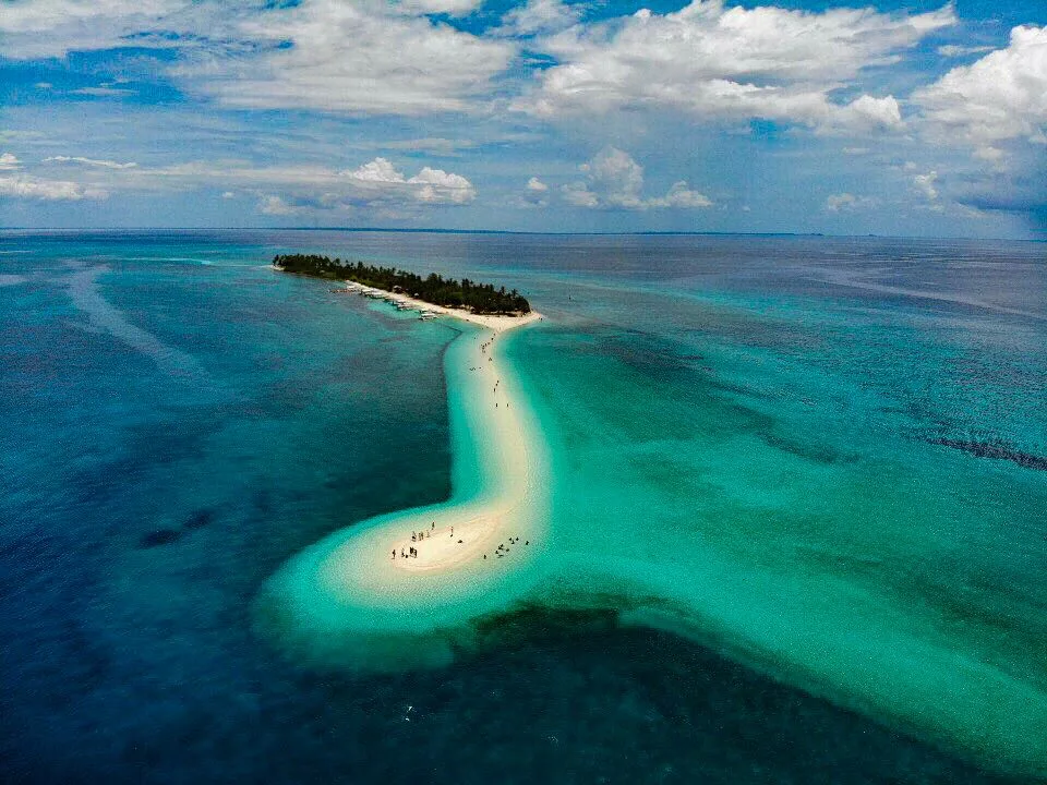 Kalanggaman Island Travel Guide 2026 — Leyte's Perfect Sandbar in the Camotes Sea