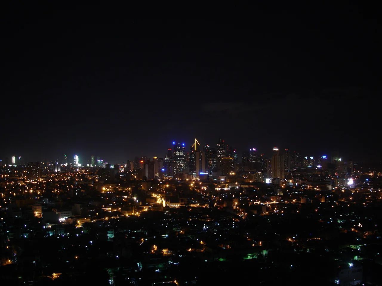 Makati Pub Crawl with Optional City Tour