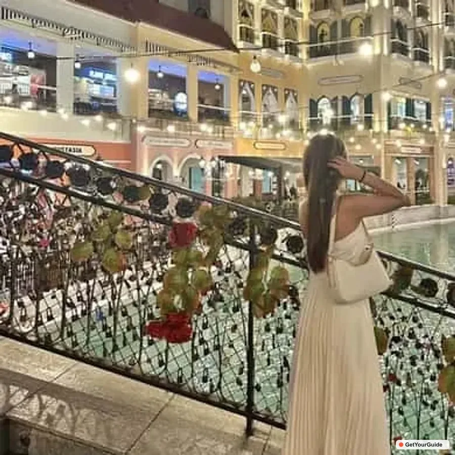 Manila Urban Charms & Gondola Bliss Cityscape Tour