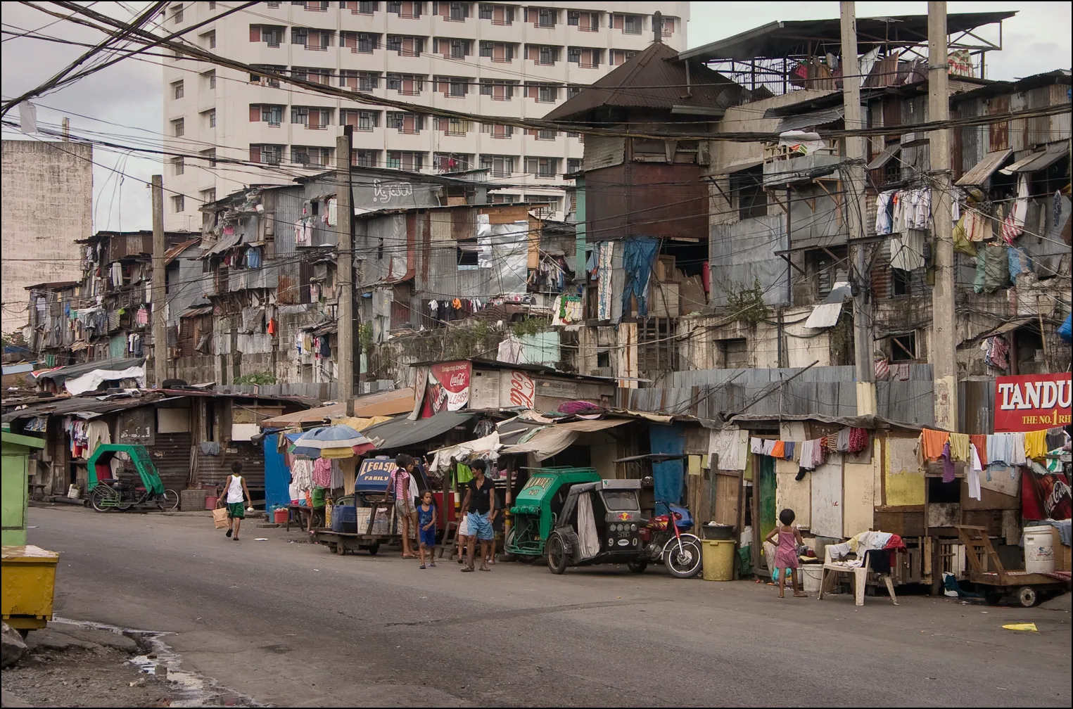 Explore Manila with Tuktuk, Learn the city of Manila