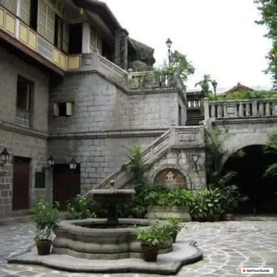 Intramuros Guided Walking Tour with Refreshments