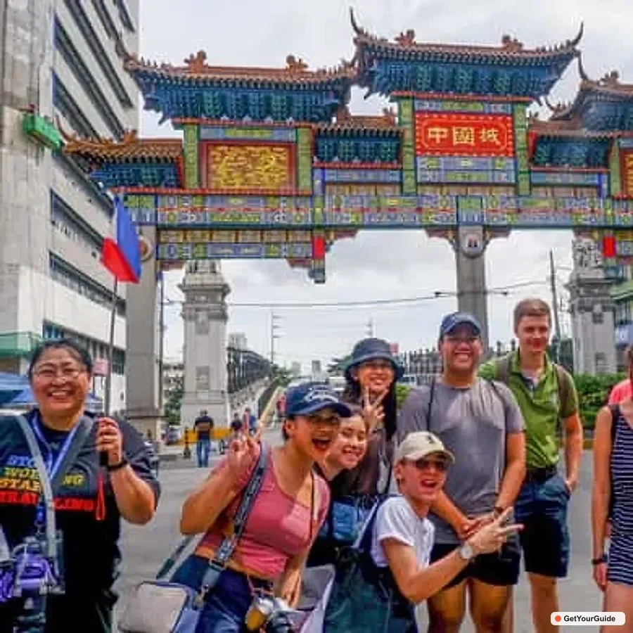 Sightseeing and Food Walking Tour with Tastings