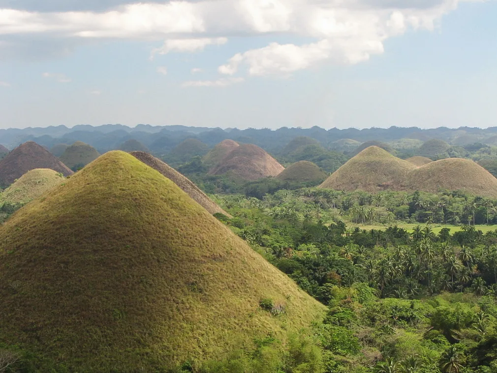 Private Half-Day Tour: Chocolate Hills and Beyond