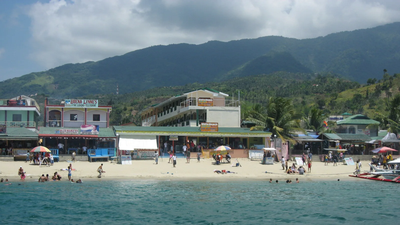 Puerto Galera Travel Guide 2026 — Diving, Beaches & How to Get There