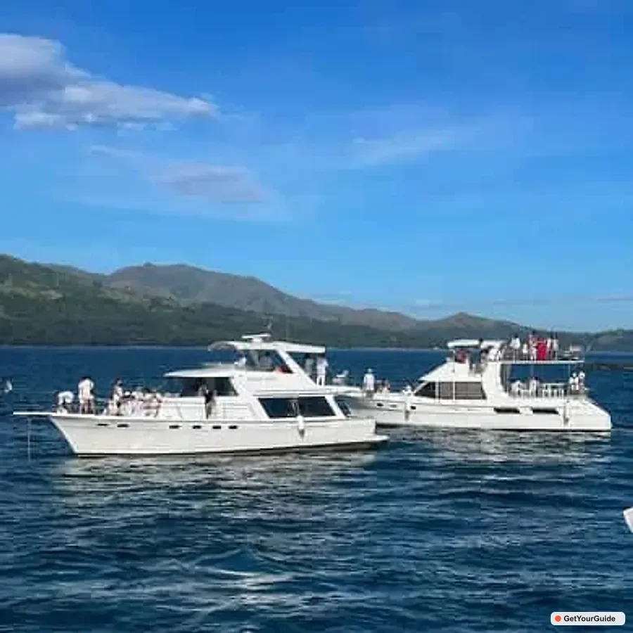 Subic Sunset Dinner Yacht Cruise from Manila