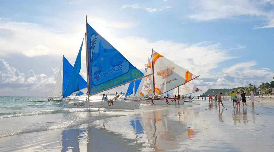 Boracay Sunset Sailing Tour