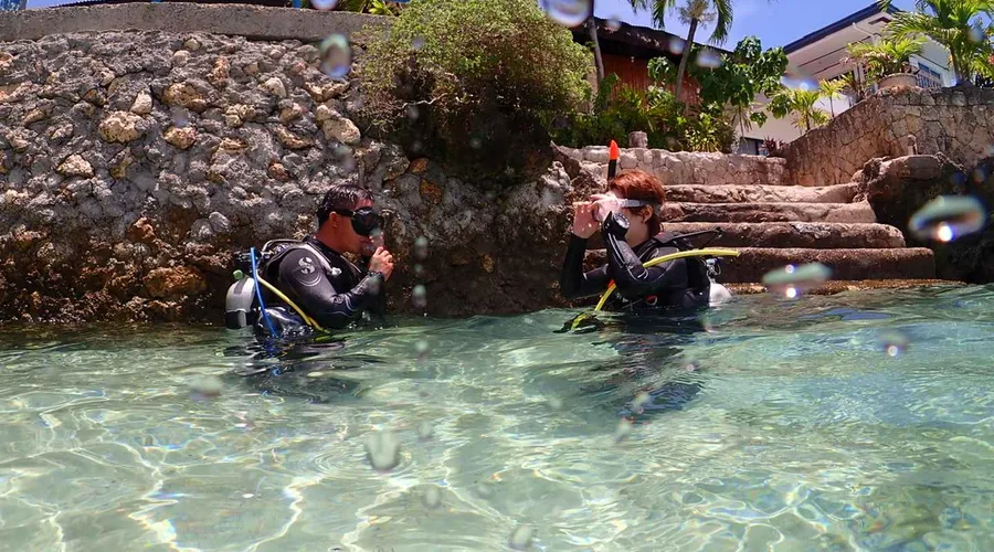 Mactan Discover Scuba Diving for Beginners